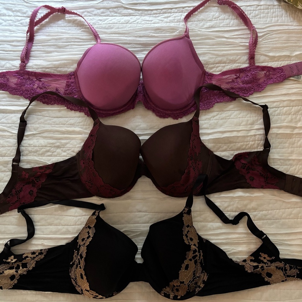 Lot of 3 Wacoal Lace Accent Bras - Pink, Brown, Black - Embrace Lace - GUC, 32”